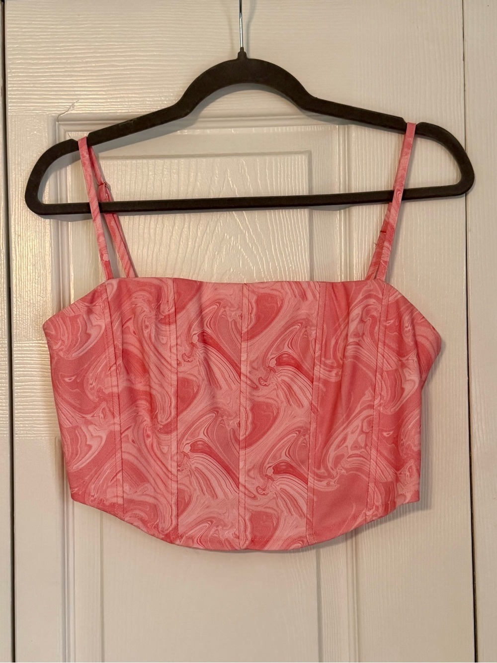 Le Lis Pink Marble-Print Crop Tank